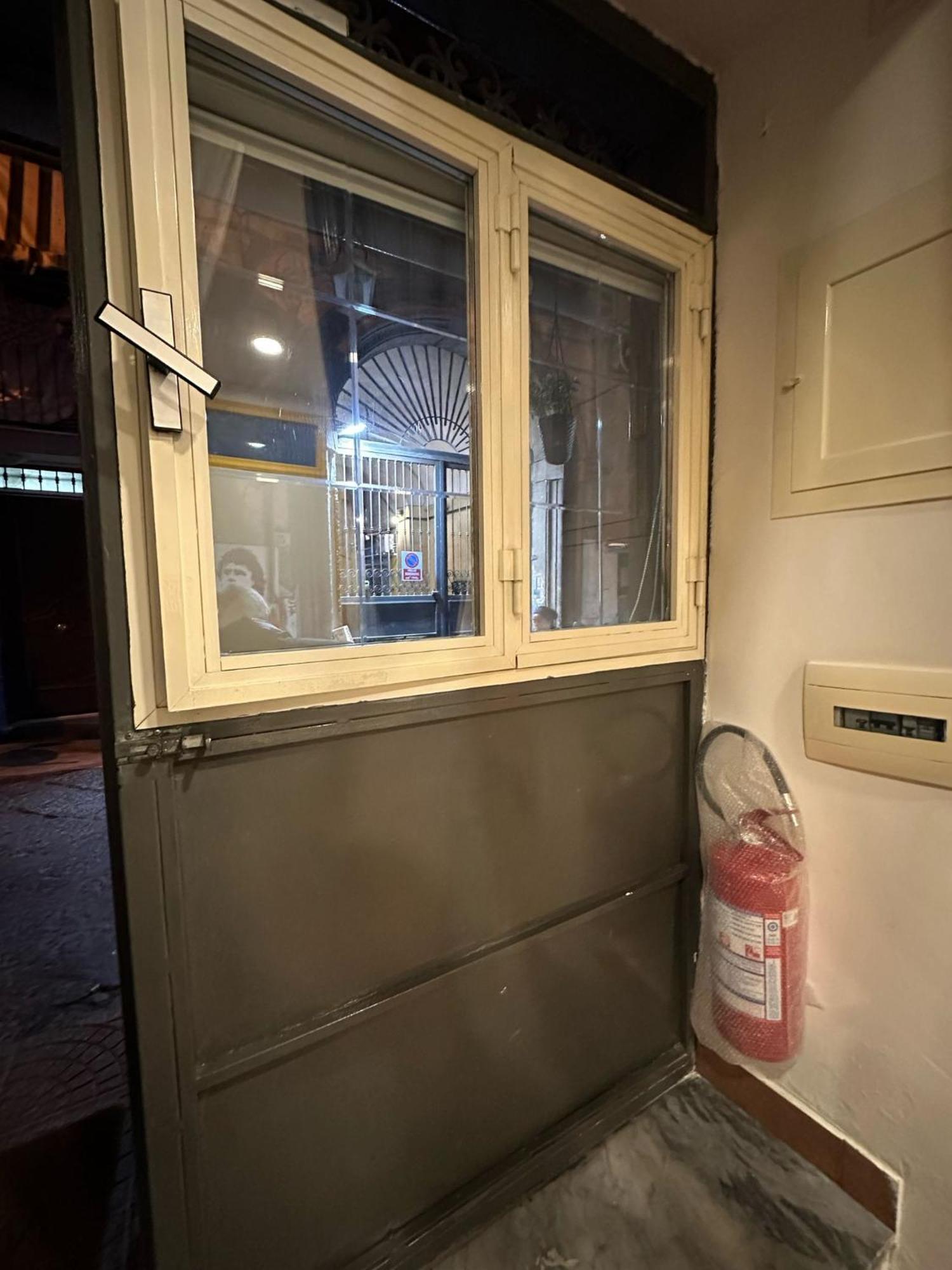 Vat' Coke House Appartement Napels Buitenkant foto